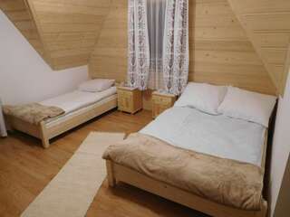 Фермерские дома U Marii & Mariana Leśnica Трехместный номер с ванной комнатой-6