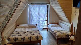 Фермерские дома U Marii & Mariana Leśnica Четырехместный номер с собственной ванной комнатой-4